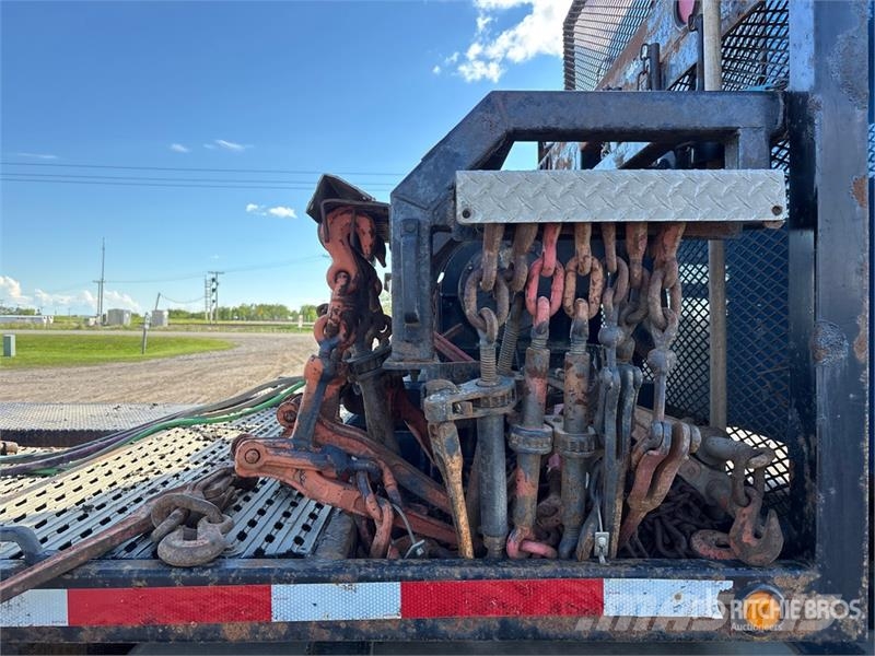 Western Star 4900SA 8x6 Sleeper Winch Truck Vehículos de reciclaje