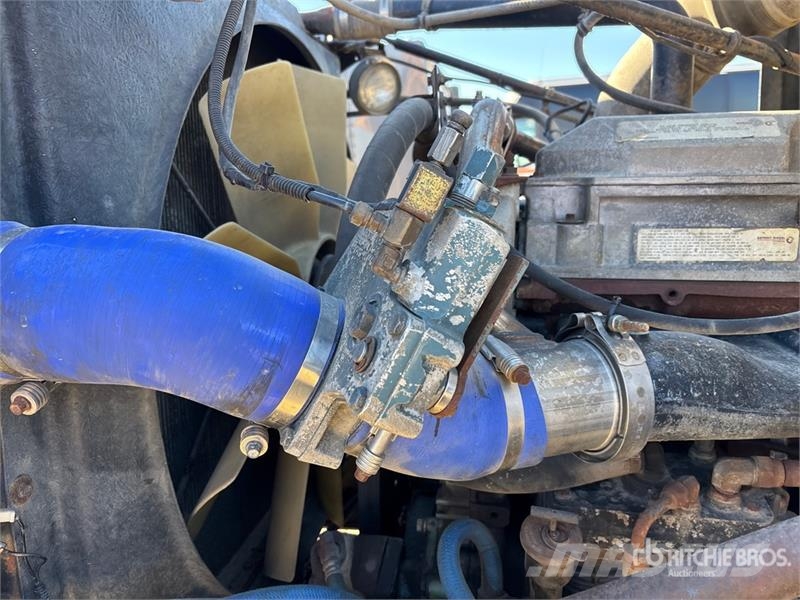 Western Star 4900SA 8x6 Sleeper Winch Truck Evakuators ar manipulatoru