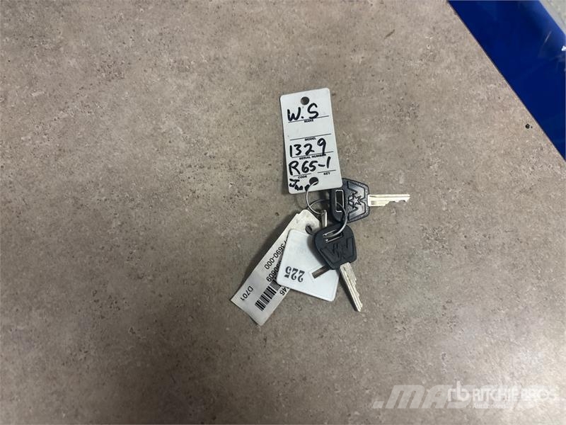 Western Star 4900SA 8x6 Flushby Tanker Truck (Inoperable) Camiões-cisterna