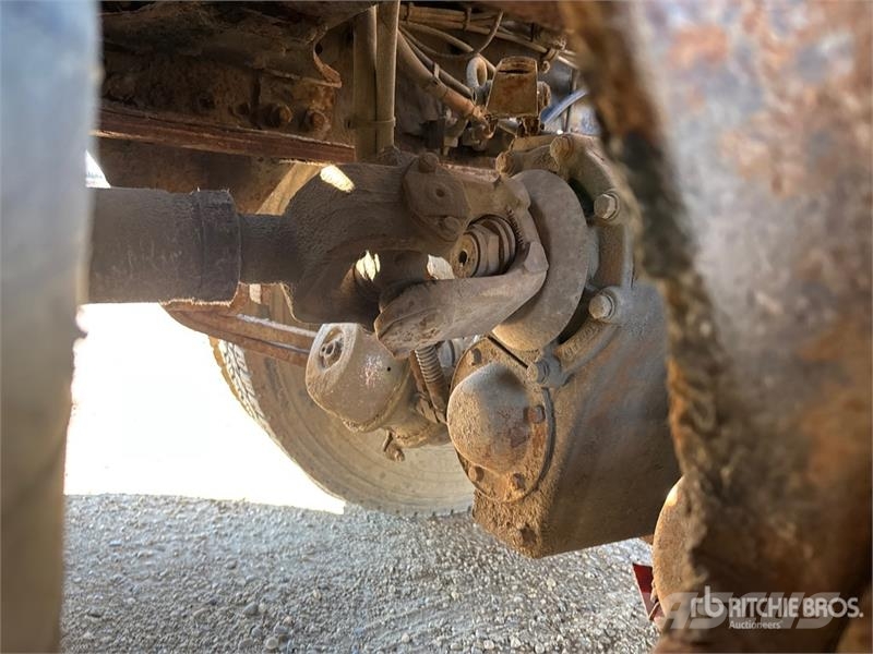Western Star 4900SA 8x6 Sleeper Winch Truck Hinausautot