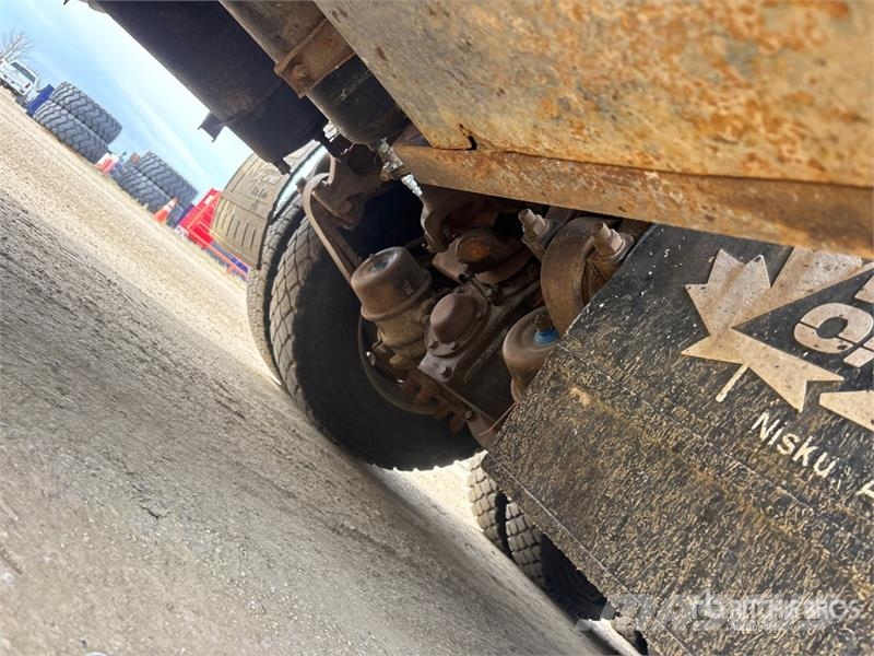 Western Star 4900SA 8x6 Flushby Tanker Truck (Inoperable) Camiões-cisterna