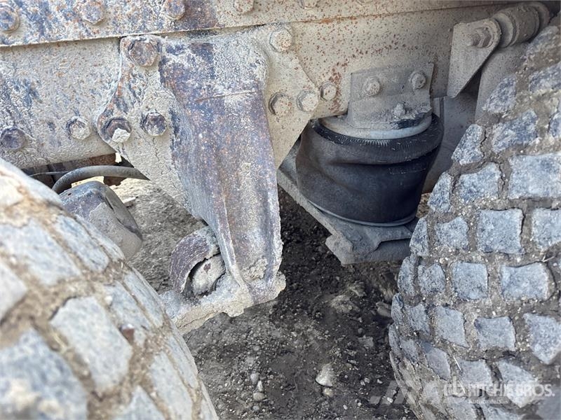 Western Star 4900SA 8x6 Sleeper Winch Truck Vehículos de reciclaje