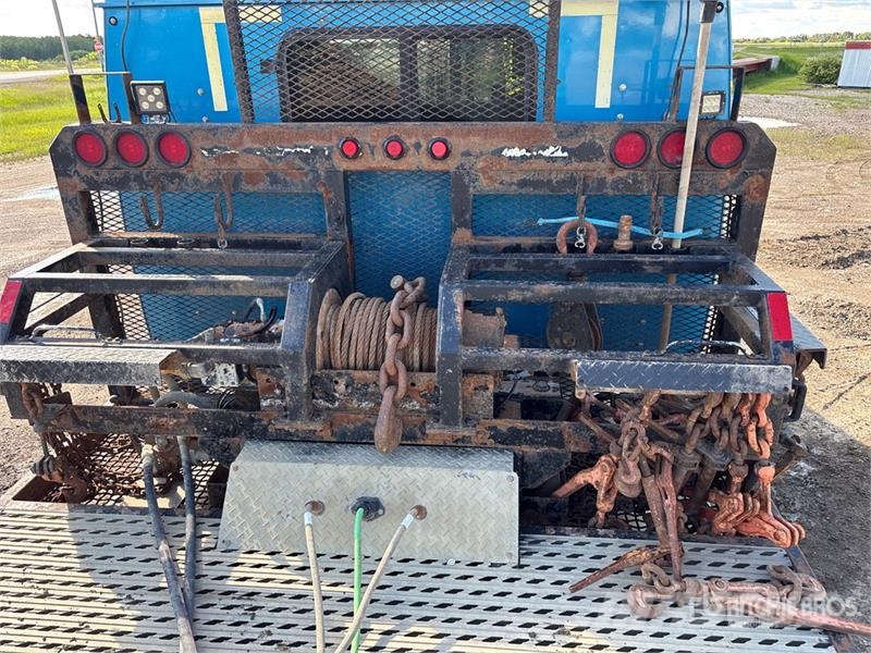 Western Star 4900SA 8x6 Sleeper Winch Truck Vehículos de reciclaje