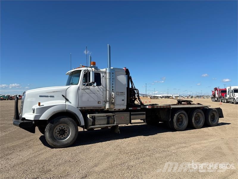 Western Star 4900SA 8x6 Sleeper Winch Truck Hinausautot