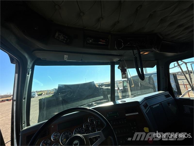 Western Star 4900SA 8x6 Sleeper Winch Truck Evakuators ar manipulatoru