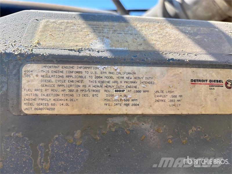 Western Star 4900SA 8x6 Sleeper Winch Truck Hinausautot