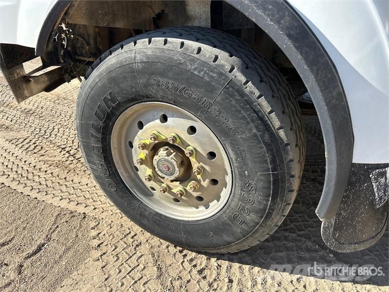 Western Star 4900SA 8x6 Water Truck صهاريج مياه