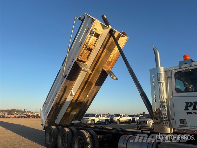 Western Star 4900SA 8x6 Tri/A Dump Truck Sora- ja kippiautot