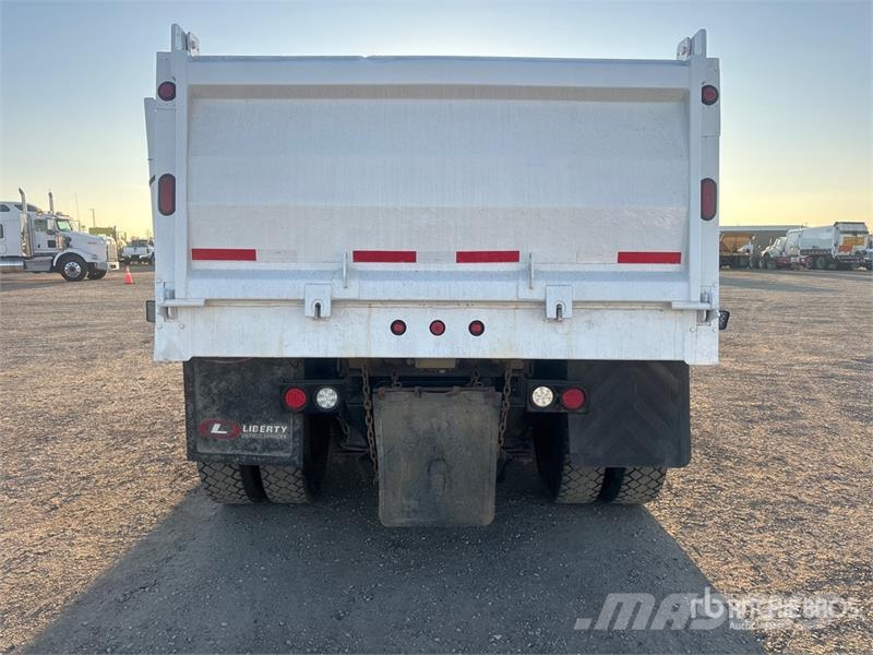 Western Star 4900SA 8x6 Tri/A Dump Truck Sora- ja kippiautot