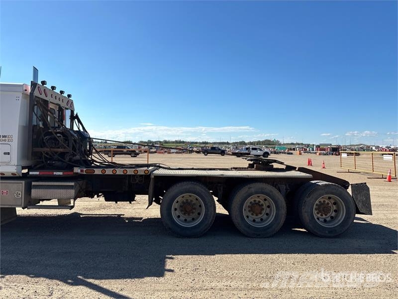 Western Star 4900SA 8x6 Sleeper Winch Truck Hinausautot