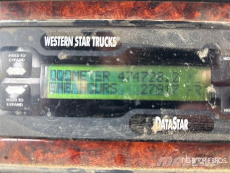 Western Star 4900SA 8x6 Sleeper Winch Truck Vehículos de reciclaje