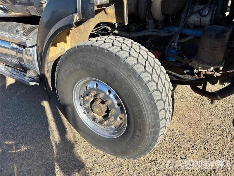 Western Star 4900SA 8x6 Sleeper Winch Truck Evakuators ar manipulatoru