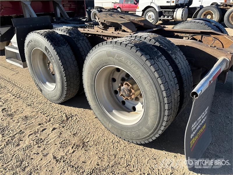 Western Star 4900SA T/A Sleeper Truck Tractor Naudoti vilkikai