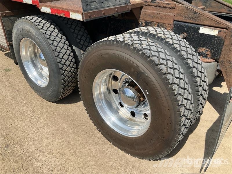 Western Star 4900SB 6x4 Sleeper Winch Truck Hinausautot
