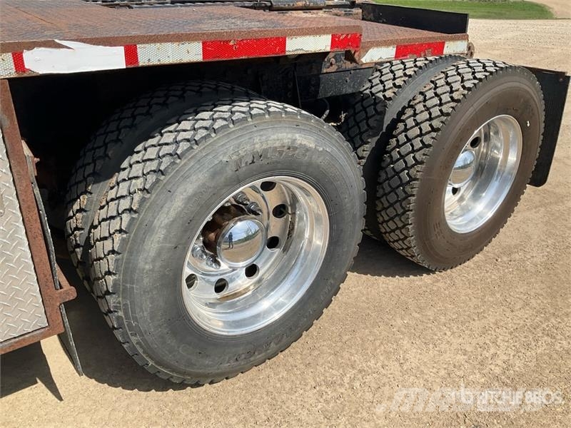 Western Star 4900SB 6x4 Sleeper Winch Truck Hinausautot
