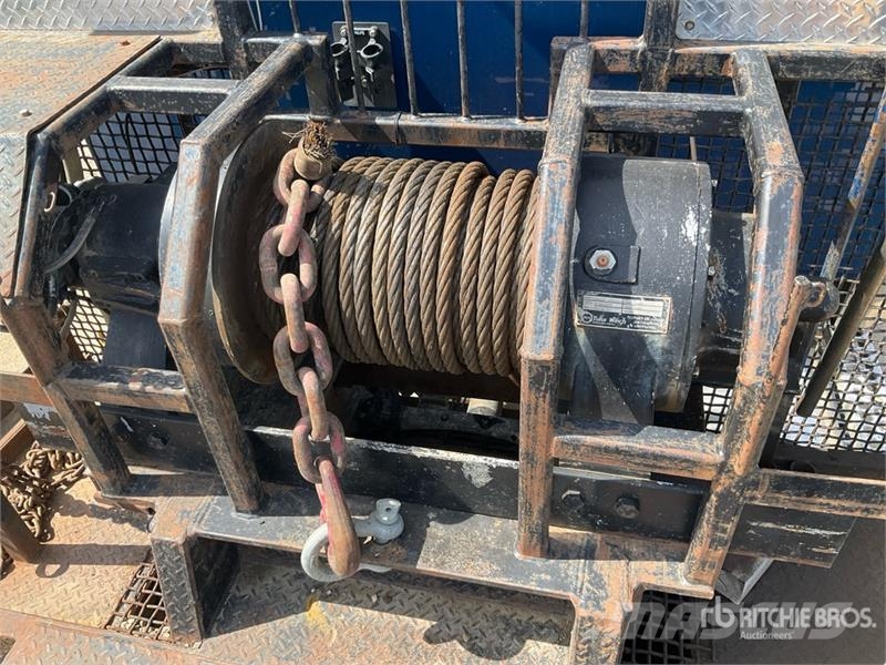 Western Star 4900SB 6x4 Sleeper Winch Truck Hinausautot