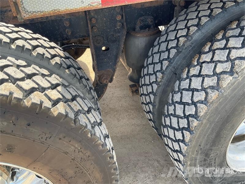 Western Star 4900SB 6x4 Sleeper Winch Truck Hinausautot
