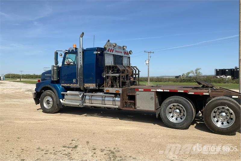 Western Star 4900SB 6x4 Sleeper Winch Truck Hinausautot