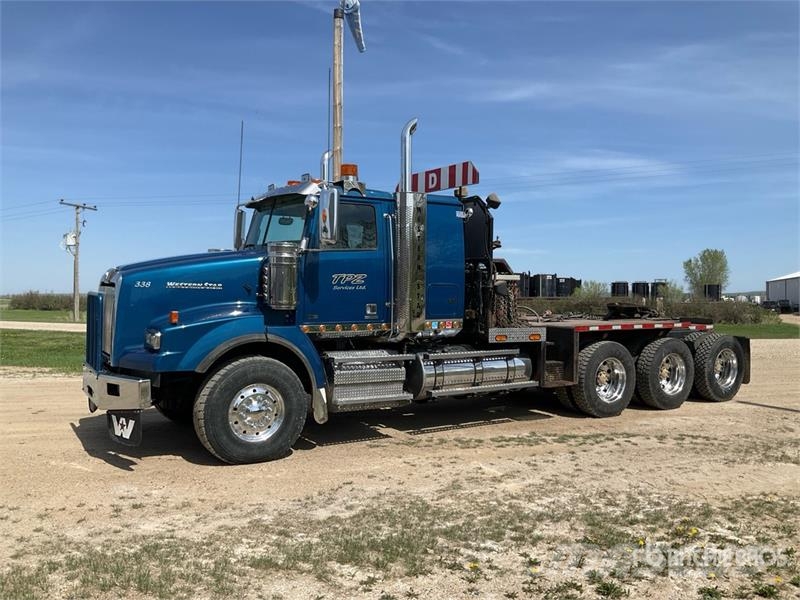 Western Star 4900SB 8x6 Sleeper Winch Truck Hinausautot