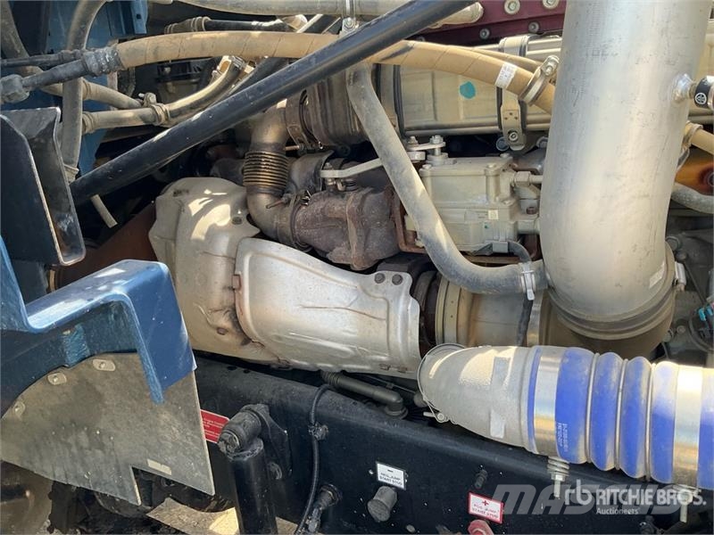 Western Star 4900SB 8x6 Sleeper Winch Truck Hinausautot