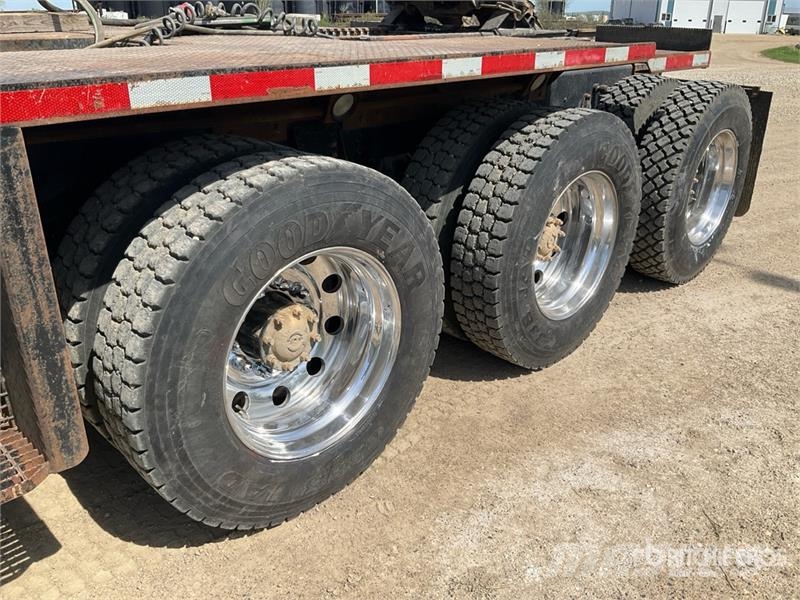 Western Star 4900SB 8x6 Sleeper Winch Truck Hinausautot