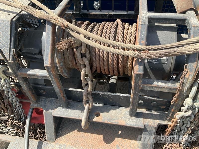 Western Star 4900SB 8x6 Sleeper Winch Truck Hinausautot