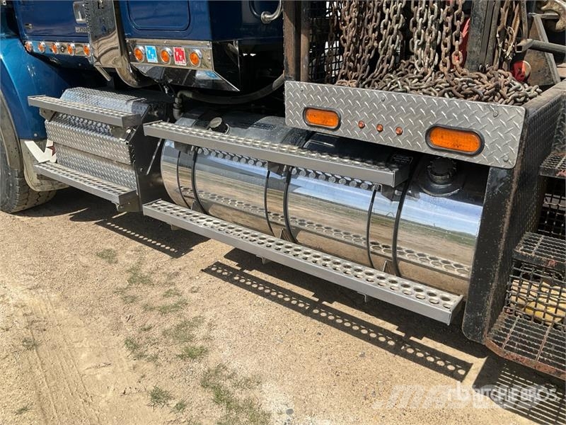 Western Star 4900SB 8x6 Sleeper Winch Truck Hinausautot