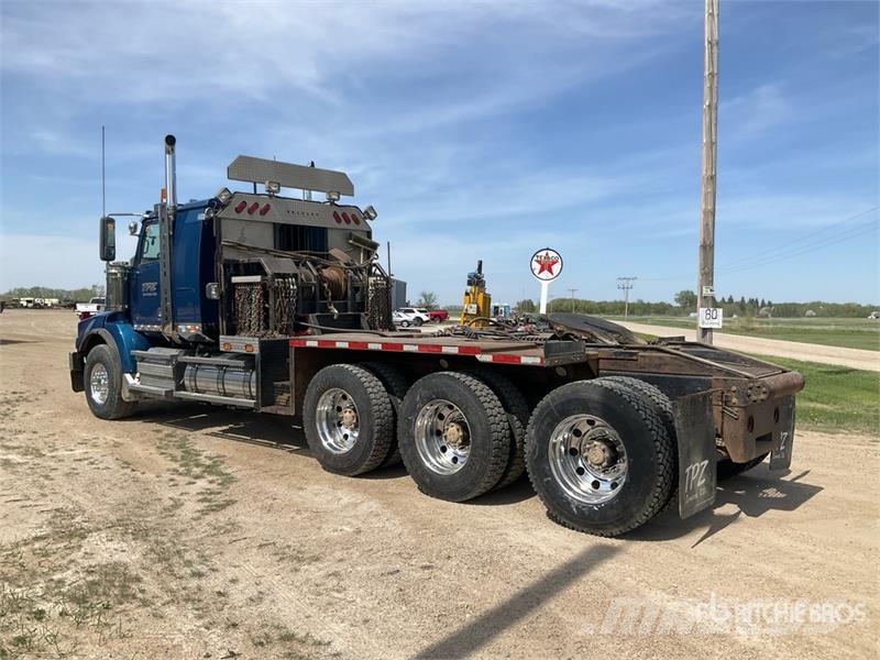 Western Star 4900SB 8x6 Sleeper Winch Truck Hinausautot