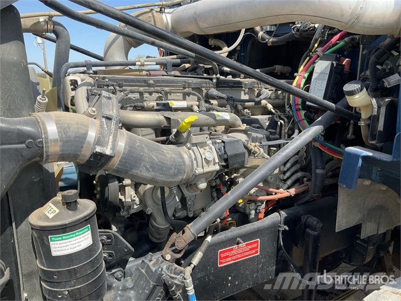 Western Star 4900SB 8x6 Sleeper Winch Truck Hinausautot