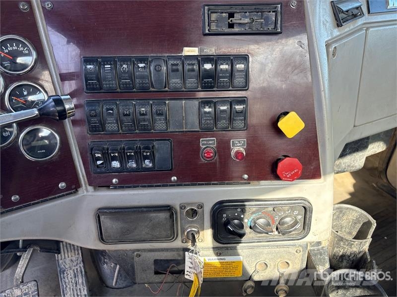 Western Star 4900SB T/A Dump Truck Camion benne