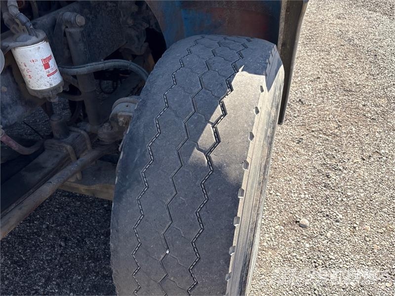 Western Star 4900SB T/A Dump Truck Camion benne