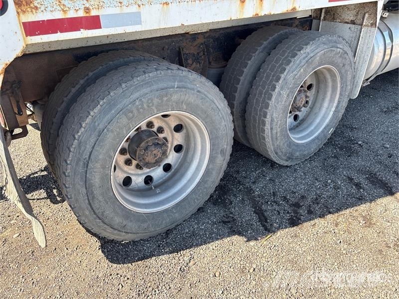 Western Star 4900SB T/A Dump Truck Camion benne
