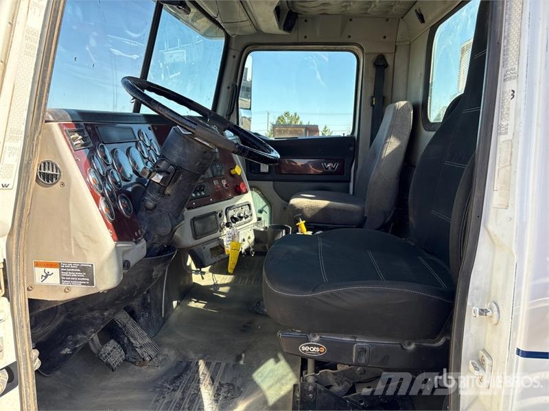 Western Star 4900SB T/A Dump Truck Camion benne