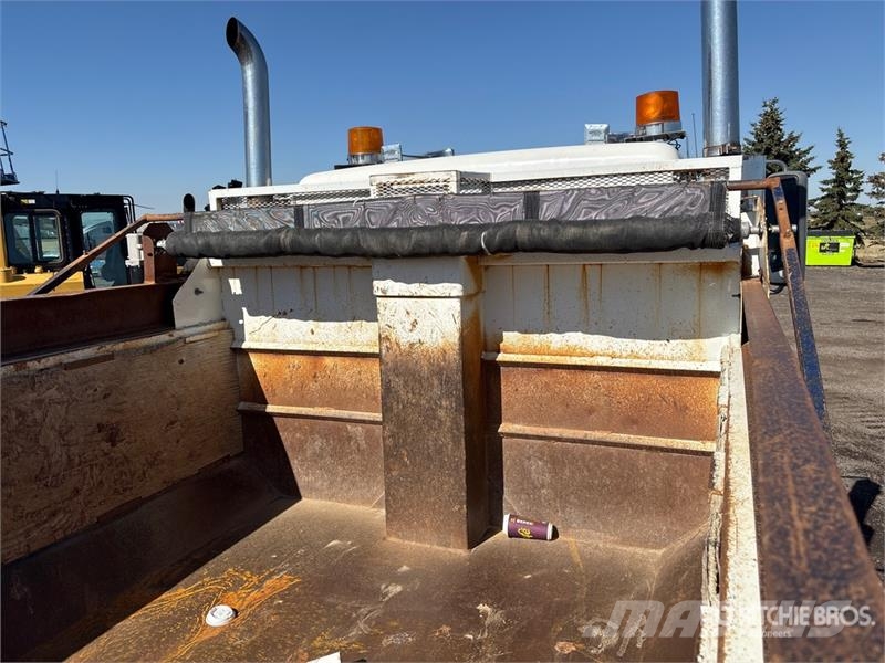 Western Star 4900SB T/A Dump Truck Camion benne