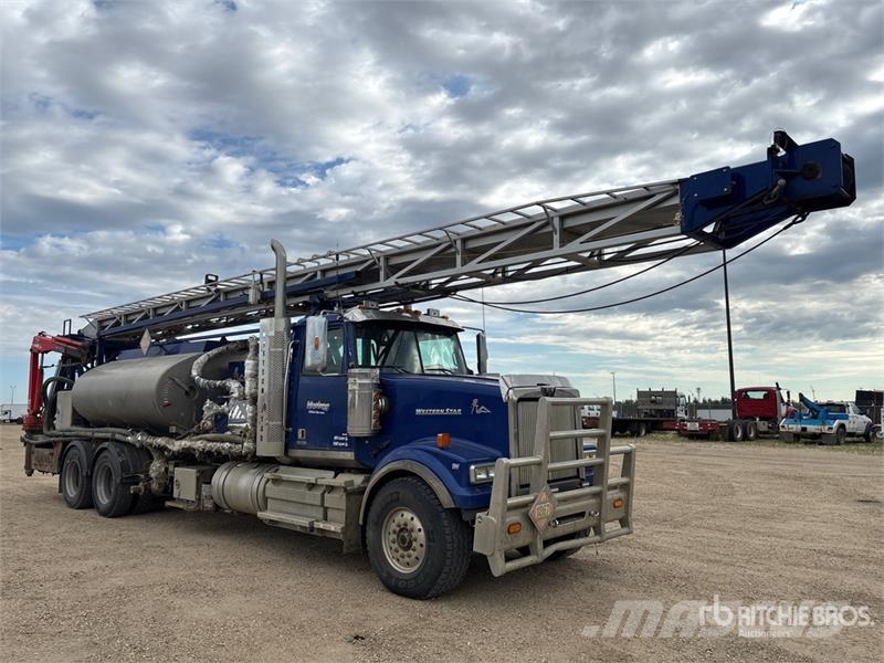 Western Star 4900SF 9000 L 6x4 Flush-By Tanker Truck Motrici cisterna