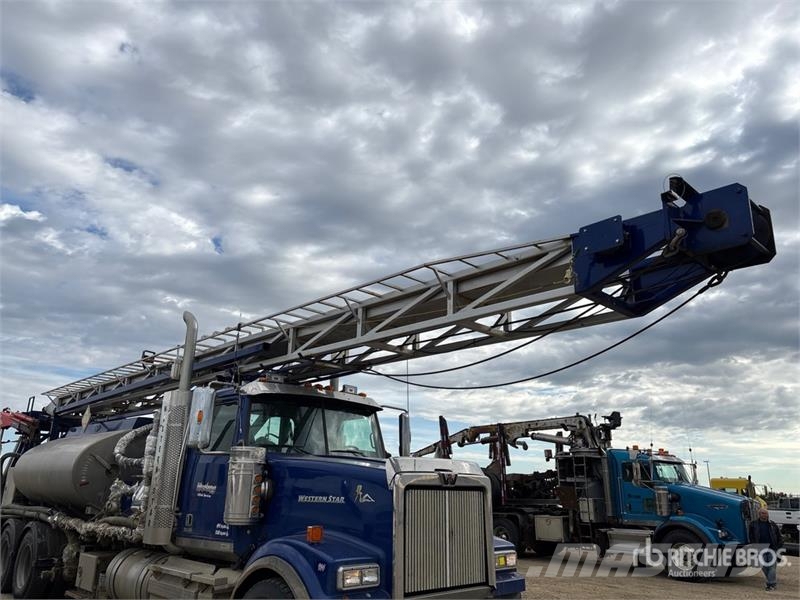 Western Star 4900SF 9000 L 6x4 Flush-By Tanker Truck Motrici cisterna