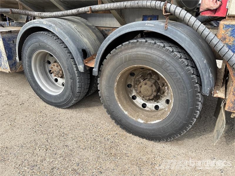 Western Star 4900SF 9000 L 6x4 Flush-By Tanker Truck Motrici cisterna
