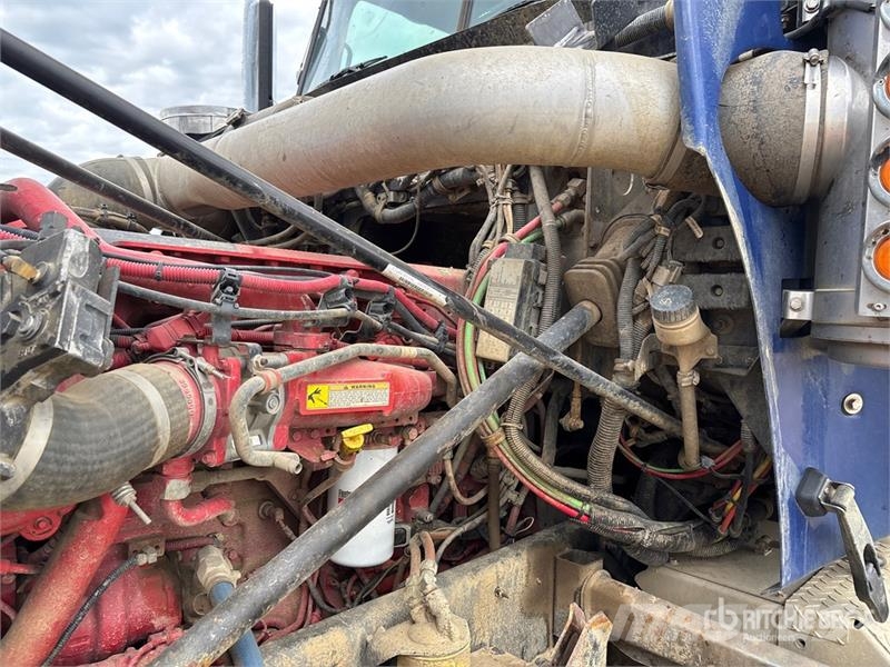 Western Star 4900SF 9000 L 6x4 Flush-By Tanker Truck Motrici cisterna