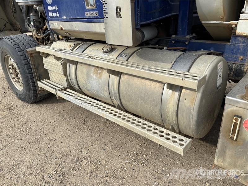 Western Star 4900SF 9000 L 6x4 Flush-By Tanker Truck Motrici cisterna