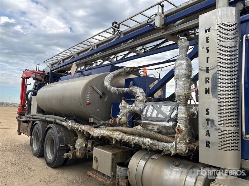 Western Star 4900SF 9000 L 6x4 Flush-By Tanker Truck Motrici cisterna