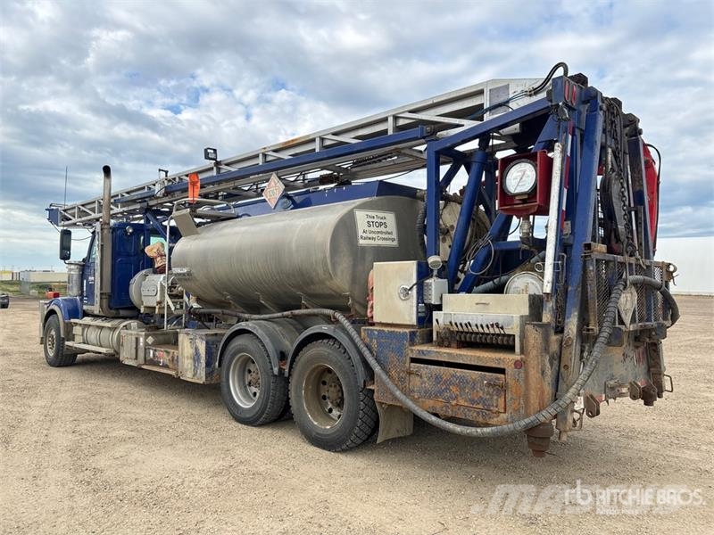 Western Star 4900SF 9000 L 6x4 Flush-By Tanker Truck Motrici cisterna