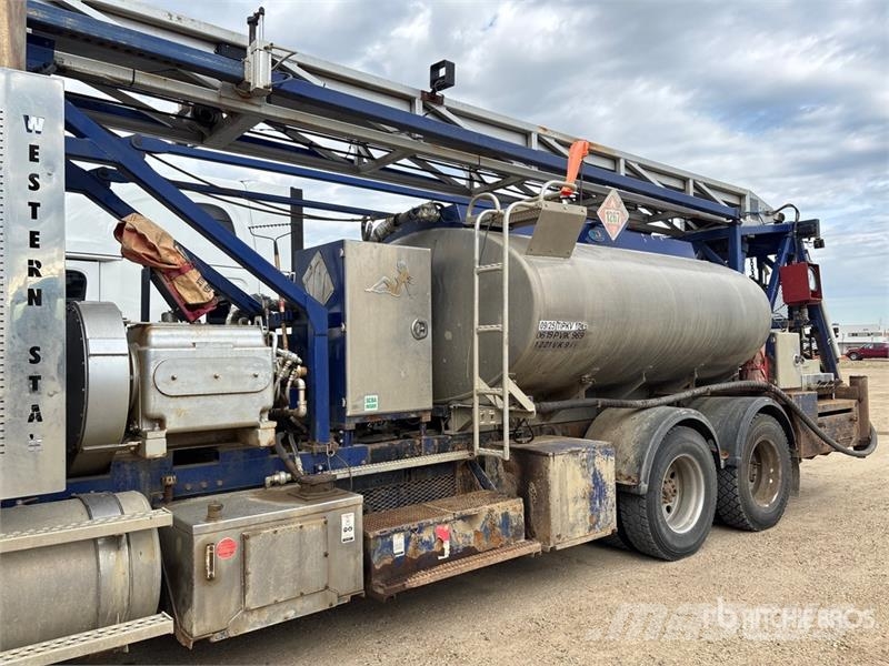 Western Star 4900SF 9000 L 6x4 Flush-By Tanker Truck Motrici cisterna