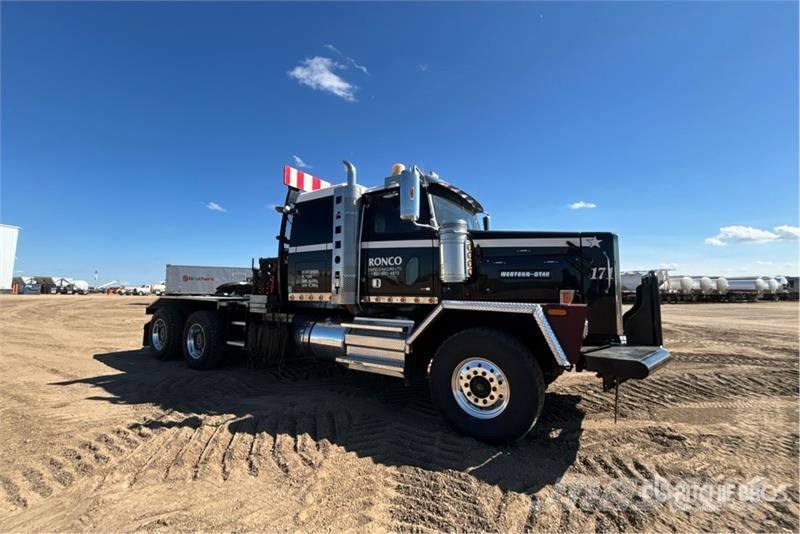 Western Star 4900XD 6x4 Sleeper Winch Truck Hinausautot