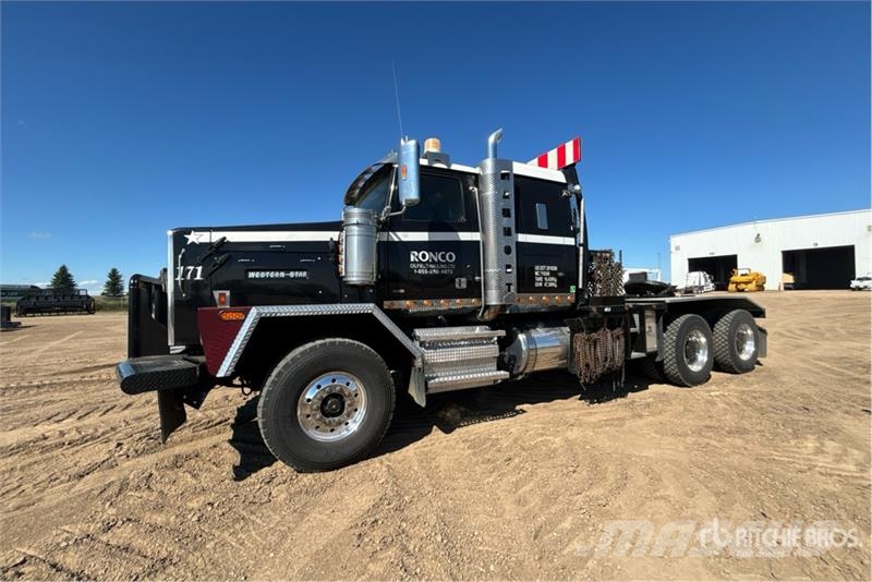 Western Star 4900XD 6x4 Sleeper Winch Truck Hinausautot