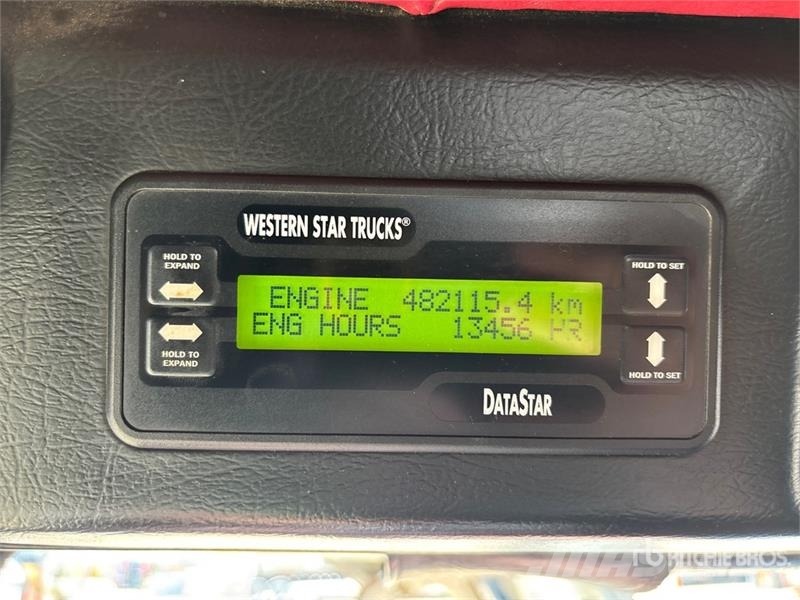 Western Star 4900XD 6x4 Sleeper Winch Truck Hinausautot