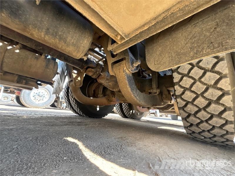 Western Star 4900XD 6x4 Sleeper Winch Truck Hinausautot