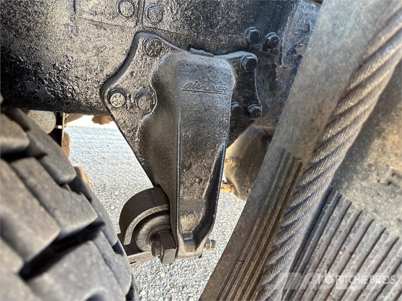 Western Star 4900XD 8x6 Sleeper Winch Truck Hinausautot