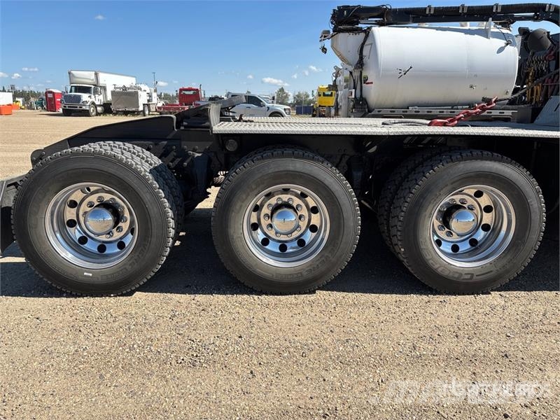 Western Star 4900XD 8x6 Sleeper Winch Truck Hinausautot