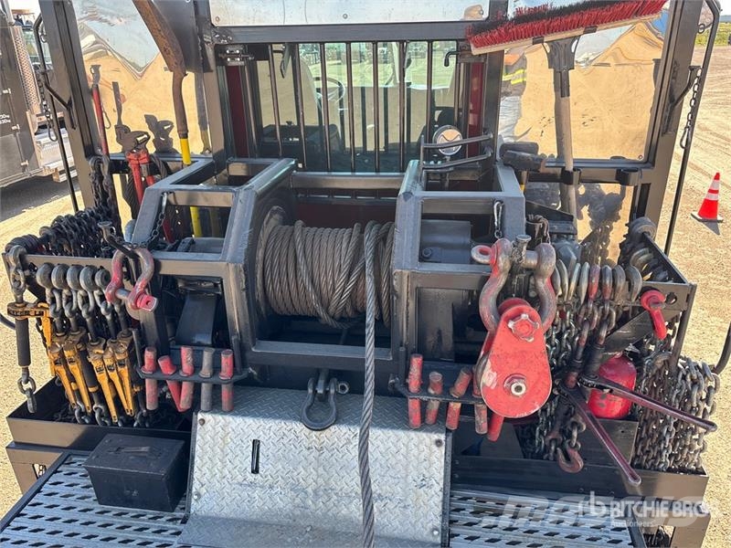 Western Star 4900XD 8x6 Sleeper Winch Truck Hinausautot