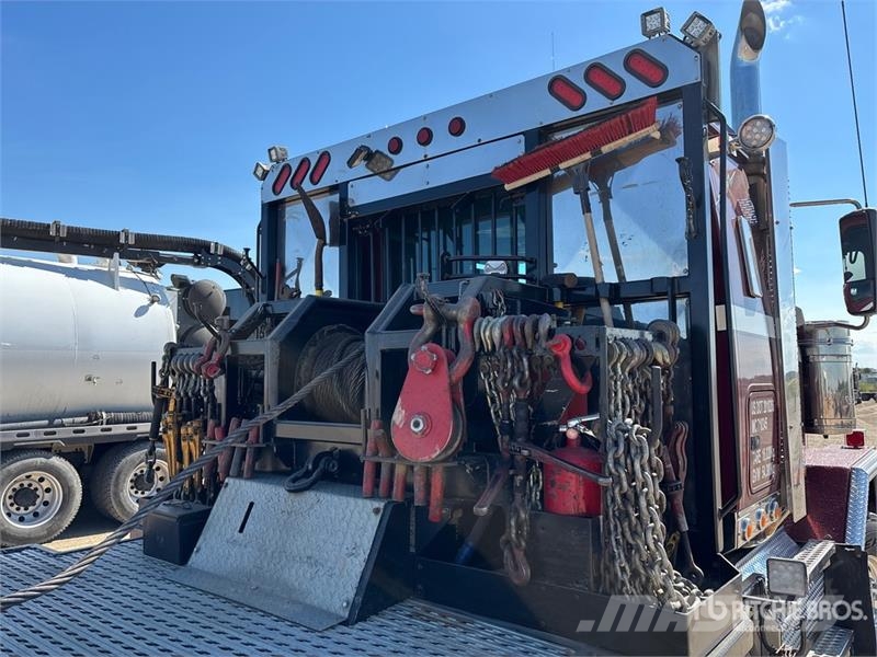 Western Star 4900XD 8x6 Sleeper Winch Truck Hinausautot